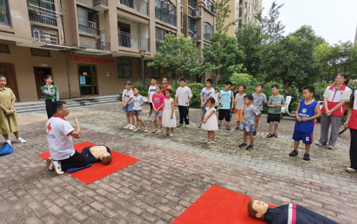 湖文學子三下鄉：學習防溺水知識，呵護兒童成長