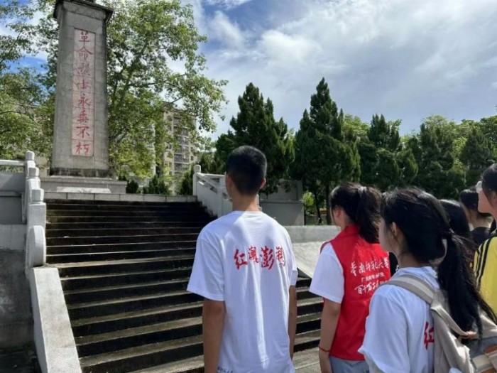 華師“突擊隊”，為霞山紅色文旅發展賦能