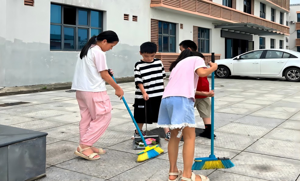 勞動的印記，希望的燈塔 ——湖北經濟學院希望之光支教隊深入開展暑期勞動教育