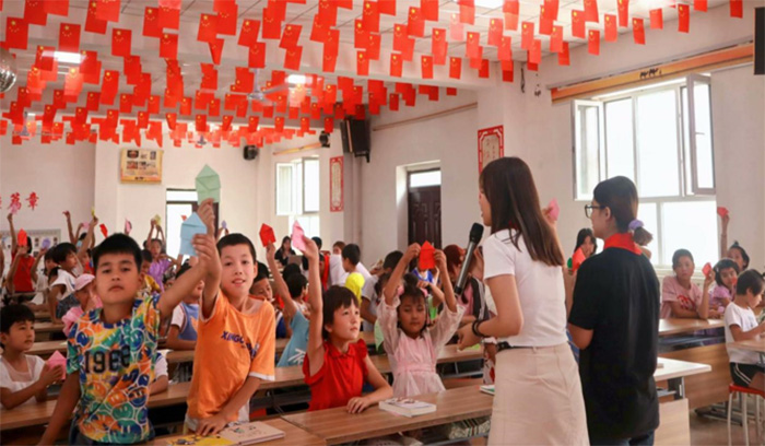 凝聚民族團結大愛，綻放青春奉獻吾疆