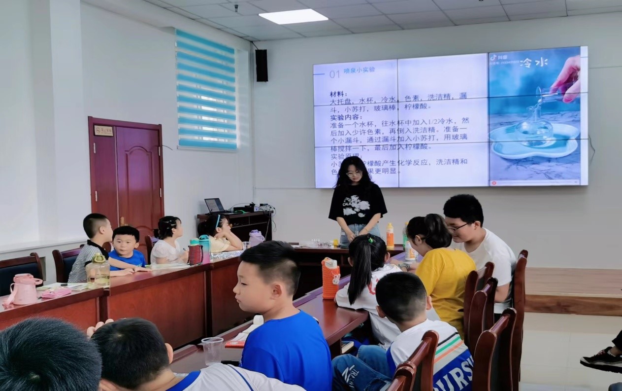 曲園學子三下鄉：知識培養興趣，提高科學素養