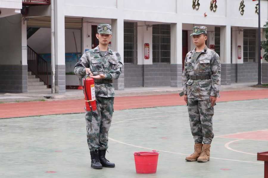 國防教育潤啟童心，紅色基因永傳承 ——木腳村開展國防動員 教育聯學活動