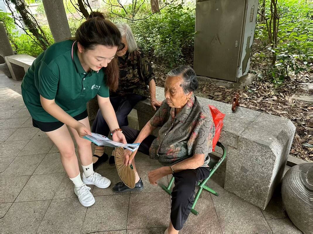 巢湖學院數學與大數據學院赴同大鎮“智造農業，數聯鄉村”智慧農業發展調研團——巢